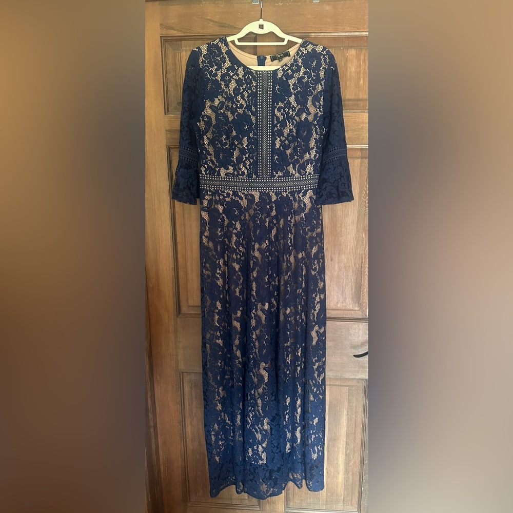 Chic Navy Lace 3/4 Length Bell Sleeve Dress